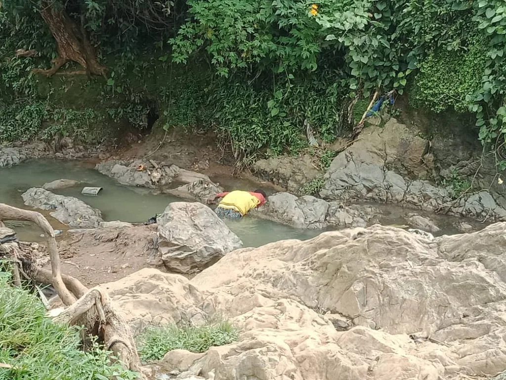 Découverte d'un corps sans viedans une source d'eau à Kalinda