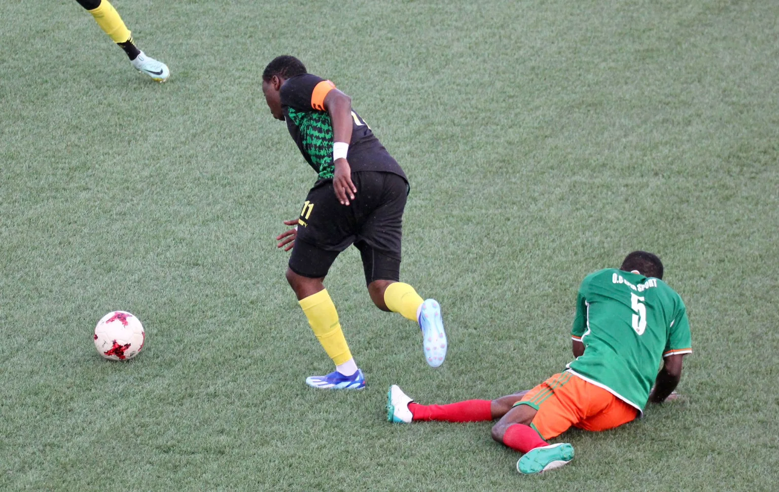Jonathan Bishweka dans sa nouvelle casquette d'un milieu offensif