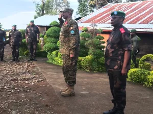 RDC-OUGANDA : Le commandant de l'armée de terre Ougandaise en visite officielle à Beni Photo d'illustration : Le lieutenant général Kayanja Muhanga et le coordonateur des opérations conjointes FARDC-UPDF à Beni