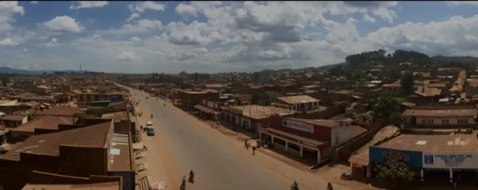 Photo d'illustration : Vu aérien du boulevard président de la république, en ville de Butembo