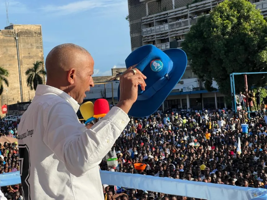 Des centaines, des milliers des Boyomais dont femmes, hommes, enfants ont répondu présent à Kisangani dans le Centre-Nord de la RDC au tout premier meeting de campagne de Moïse KATUMBI