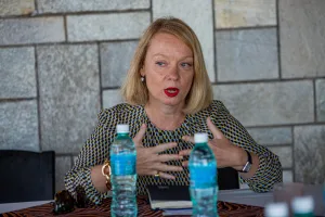 La Coordinatrice humanitaire par intérim de OCHA en RDC, Suzanna Tkalec en réunion
