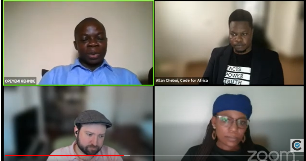 Début de la formation sur les enquêtes via les réseaux sociaux.