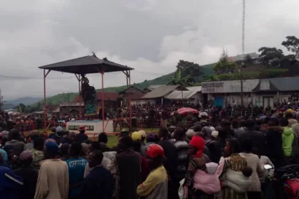 Des rebelles du M23 mars ont tenu un meeting populaire dans la cité de Kitshanga, groupement de Bashali Mokoto en chefferie de Bashali.