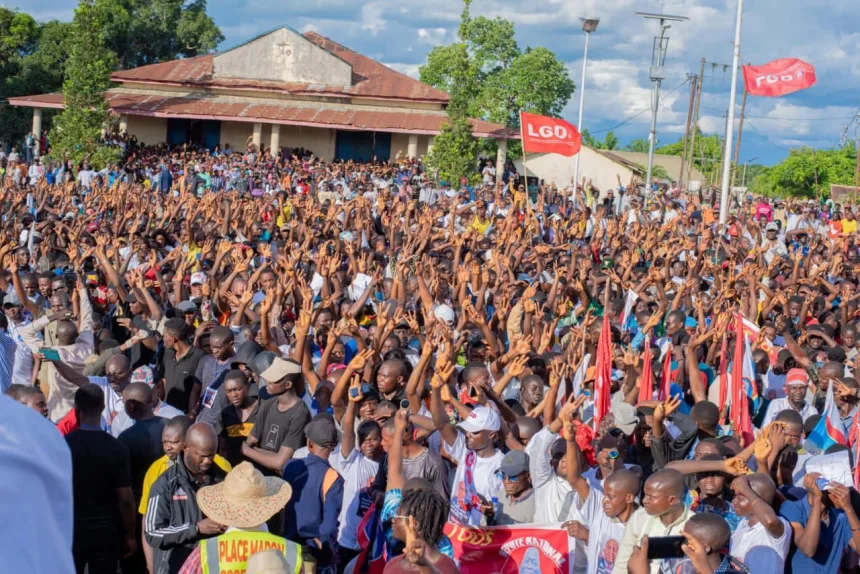 Moïse KATUMBI à Kindu dans la province de Matata Ponyo.