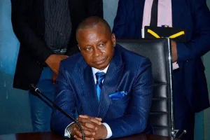 RDC : La Famille du feu Chérubin Okende porte plainte contre le chef des renseignements militaires La Famille du feu Chérubin Okende porte plainte contre le chef des renseignements militaires