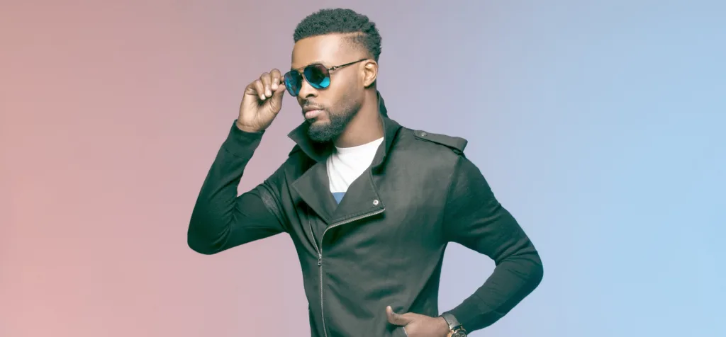 Héritier Watanabe apporte son soutien au concert d'Inossbb à Bruxelles