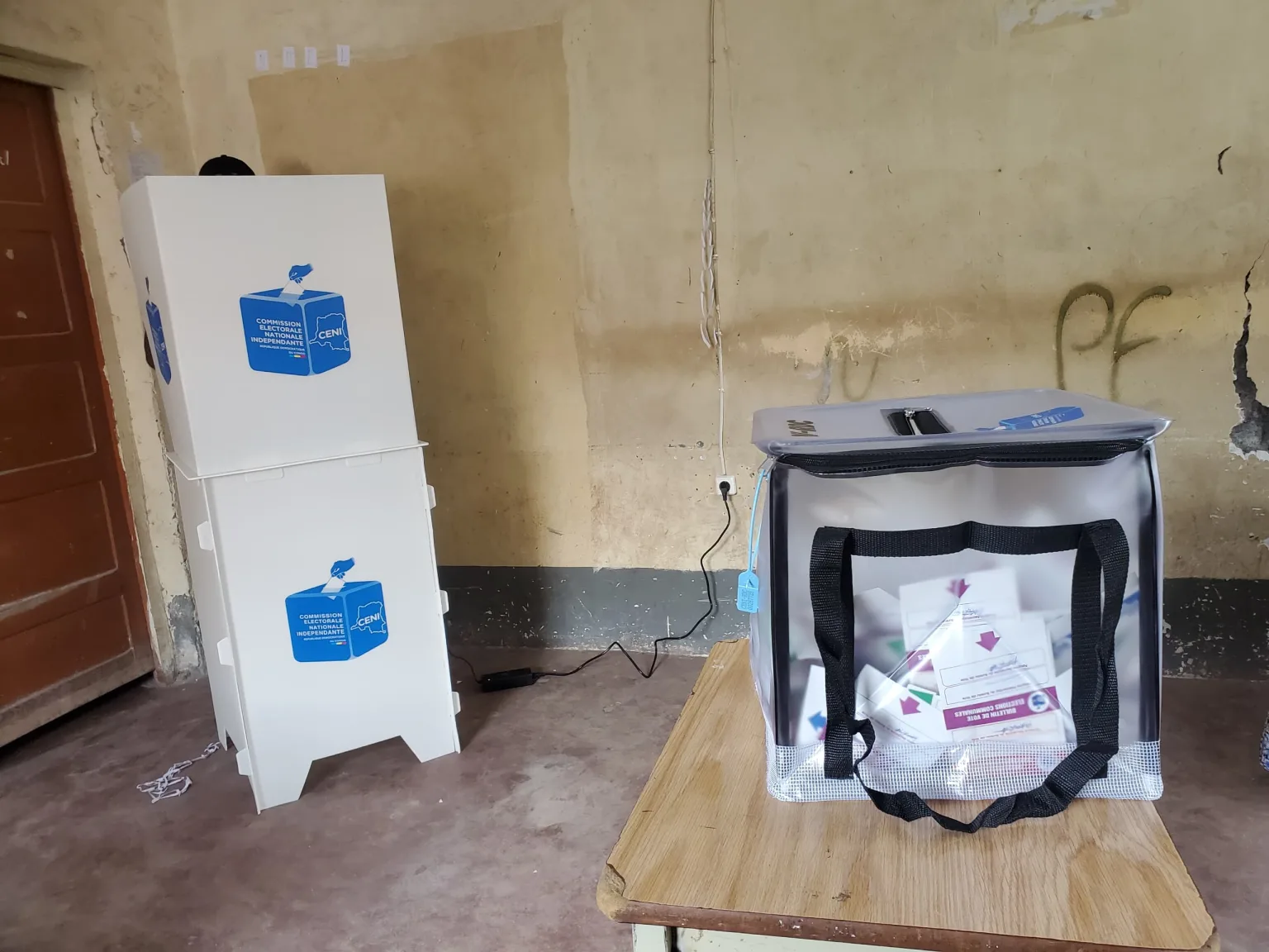 Photo d'illustration : Dans un bureau de vote a l'Institut Zanner dans la ville de Goma