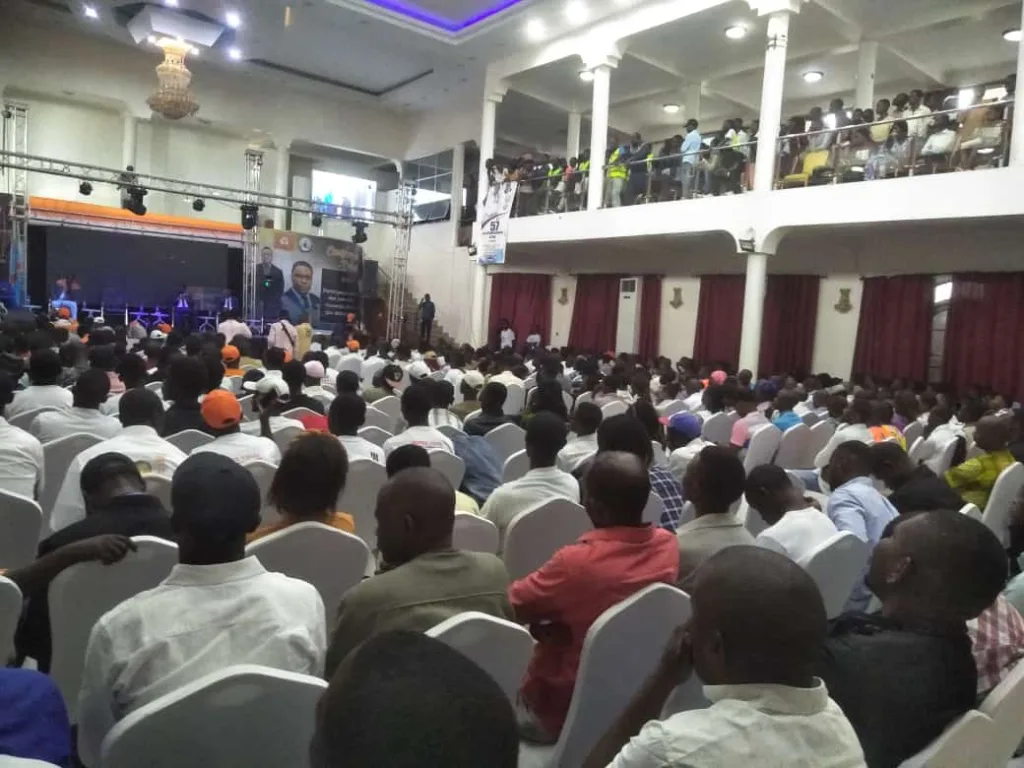 Face à l'intelligentsia, Mwanza Singoma et Josué Mufula réfléchissent à la "rénovation du Congo"