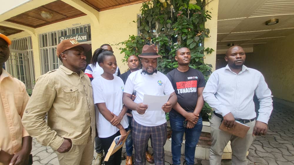 Rutshuru : Le conseil Territorial de la jeunesse de Rutshuru alerte sur une nouvelle vague du recrutement des jeunes par les M23 Le conseil Territorial de la jeunesse de Rutshuru alerte sur une nouvelle vague du recrutement des jeunes par les M23