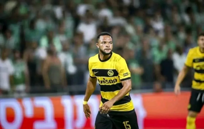 Joueur de Young Boys de Berne, l'ailier congolais Meschack Elia a été récompensé pour la belle saison réalisée avec son club en championnat suisse et en ligue des Champions de l'UEFA