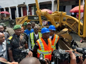 Goma : Réjouissance de la population suite au lancement des travaux de construction du tronçon-routier La sapientia-Station mode Lancement des travaux de construction du tronçon-routier La sapientia-Station mode