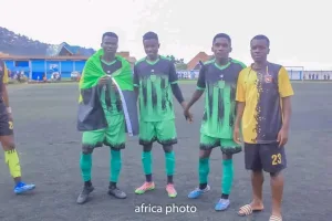 Ligue 2 : L'AS Kabasha Bon Voyageur dompte Chaux Sport, le DC Virunga renvoie Étincelle aux études Au stade de la Concorde, le FC Chaux Sport a eu chaud face à l'AS Kabasha de Goma