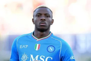 UEFA Champions League : Victor Osimhen répond à Robert Lewandowski, le Barça et Napoli se neutralisent Victor Osimhen répond à Robert Lewandowski, le Barça et Napoli se neutralisent