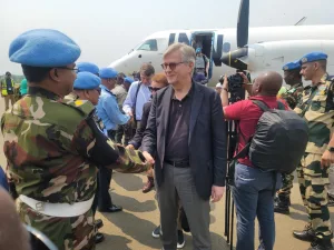 Nord-Kivu : Le Secrétaire général adjoint aux opérations de paix de l'ONU est arrivé à Beni dans le but de lutter contre le phénomène de l'EAS Le Secrétaire général adjoint aux opérations de paix de l'ONU est arrivé à Beni dans le but de lutter contre le phénomène de l'EAS