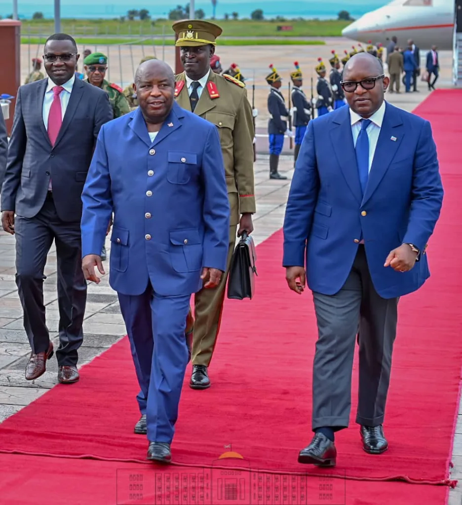 Le Président Burundais, Evariste NDAYISHIMIYE, est arrivé dans la soirée du mardi 13 février à Kinshasa