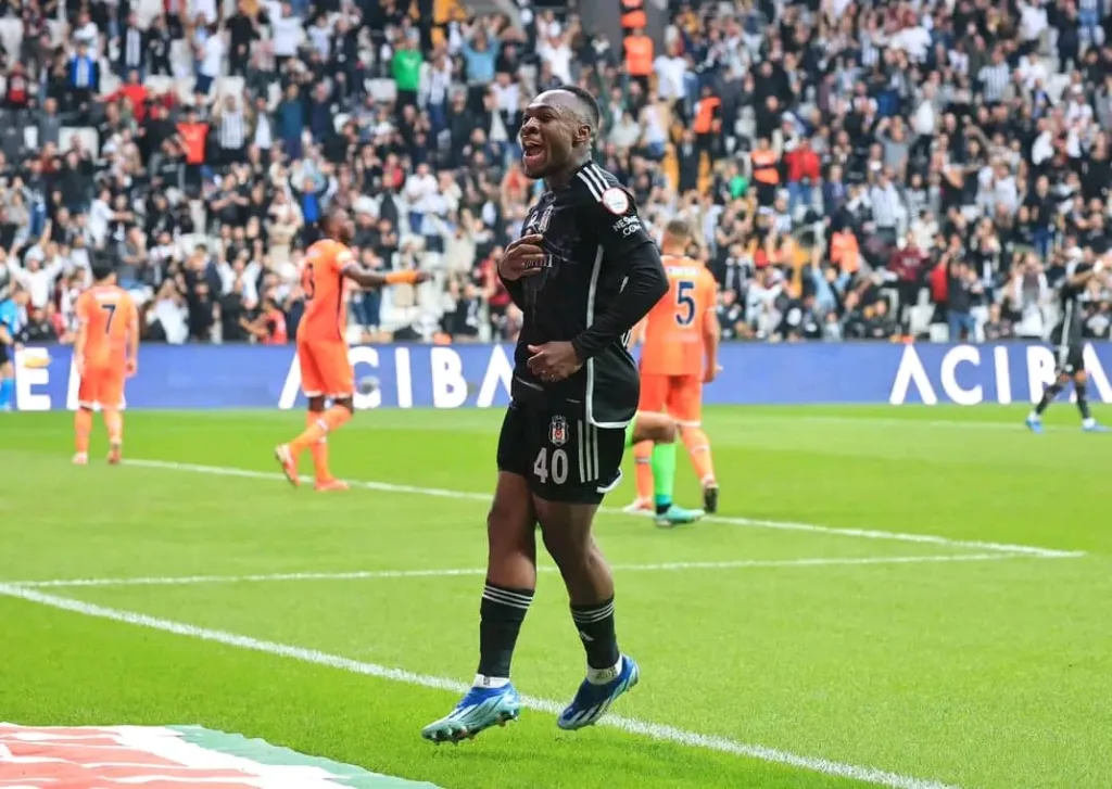 Le jeune attaquant congolais Jackson Muleka pisté par Clermont en France