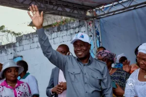 L'Informateur, Augustin Kabuya Tshilumba