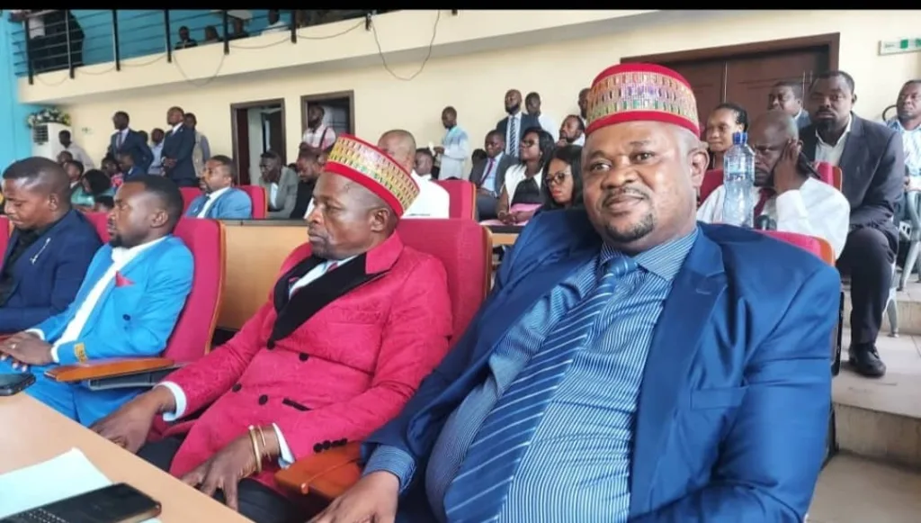 Adoption du Rapport sur l'Élaboration du Règlement Intérieur par l'Assemblée Provinciale