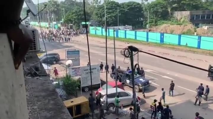 Manifestation des étudiants de l’ISAU contre l’augmentation des frais académiques
