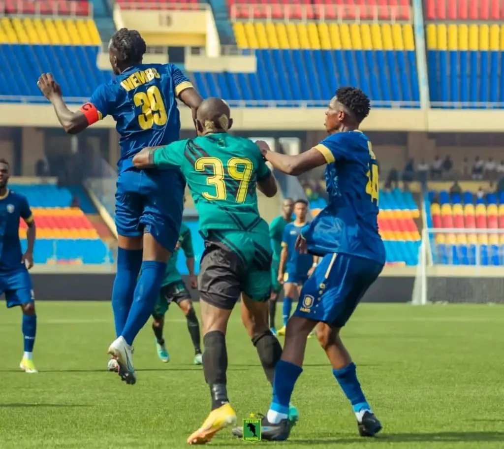 suspension, AS Vclub, FC Lupopo, Championnat national de la RDC, Linafoot,