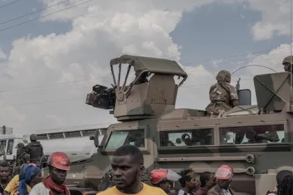 Des Blindés de la SADC Ciblés par des Bombes après une Attaque contre le M23