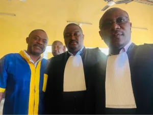 RDC : La Cour militaire vient d'accorder la liberté provisoire à Salomon Kalonda pour lui permettre de se faire soigner à l'étranger La Cour militaire vient d'accorder la liberté provisoire à Salomon Kalonda pour lui permettre de se faire soigner à l'étranger