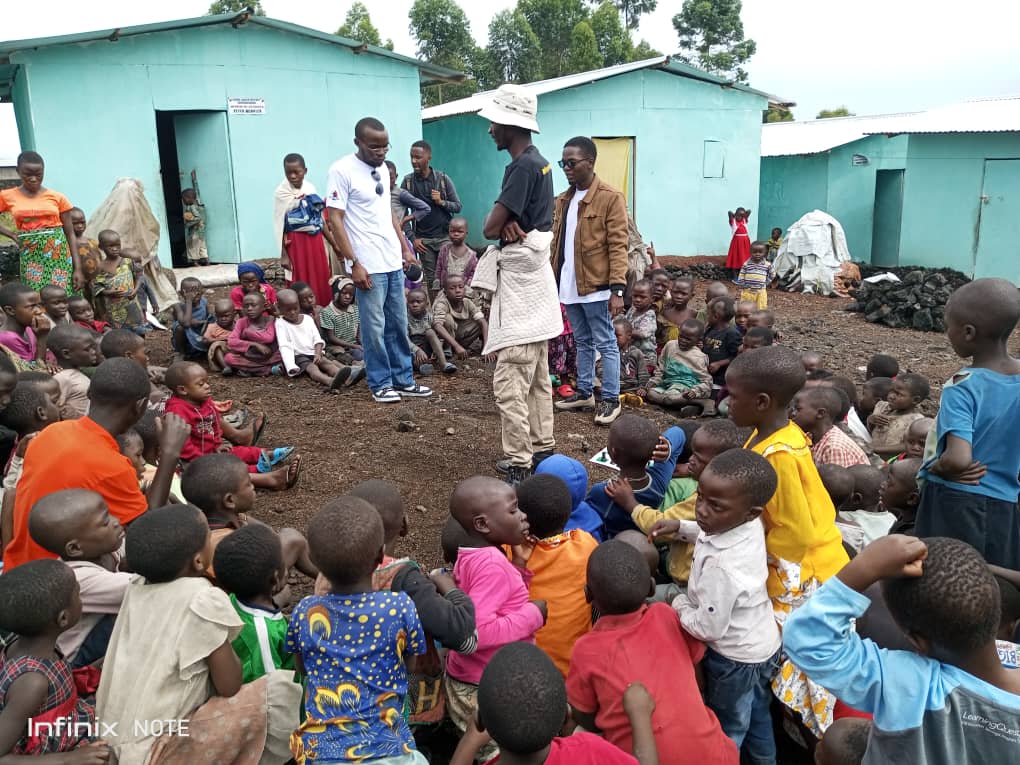 Des enfants déplacés initiés à la pratique du jeu d'échecs pour leur épanouissement à Kibati