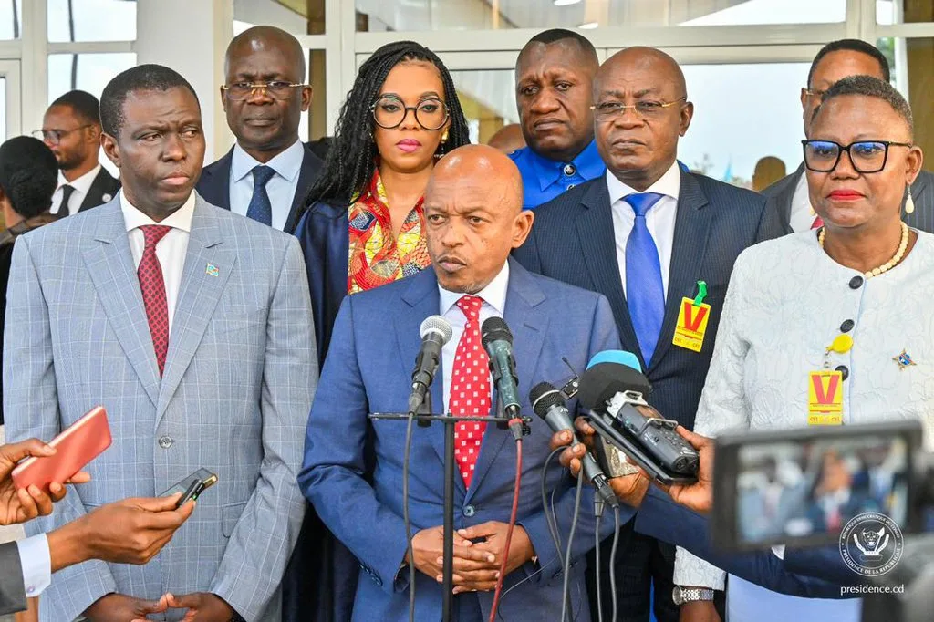 Félix Tshisekedi orchestre la signature d'un accord minier révolutionnaire, injectant 7 milliards USD dans les infrastructures