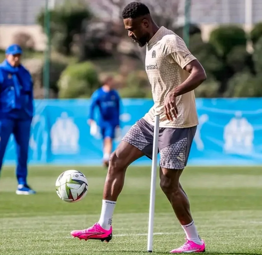 Chancel Mbemba attire la convoitise d'un géant club italien