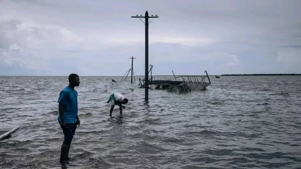 Les pêcheurs de Vitshumbi, malgré les défis, reprennent leur métier