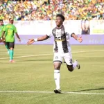 Mazembe bat V.Club (2-1) et reste le seul club invaincu en phase des play-offs