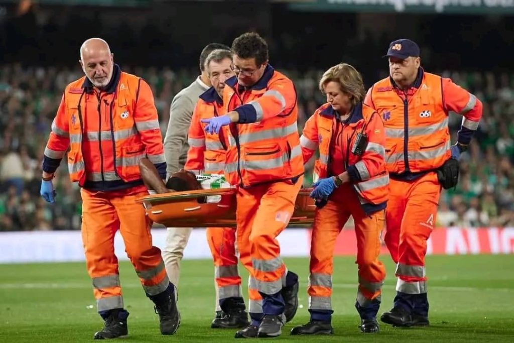 Cédric Bakambu rattrapé par une nouvelle blessure