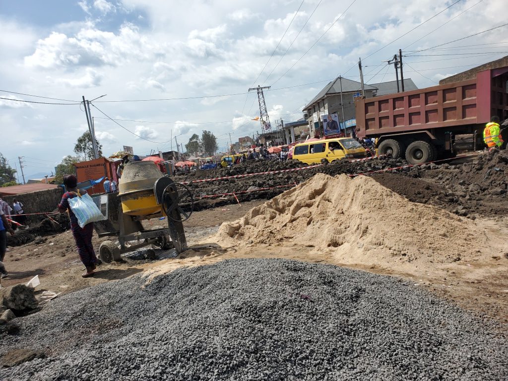 Le Maire interdit la circulation des camions transportant du sable en provenance du Rwanda dans les quartiers