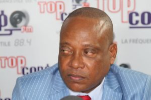 Sortie du Gouvernement : Steve Mbikayi désapprouve la démarche de certains politiciens basés sur des revendications et considérations tribales Steve Mbikayi désapprouve la démarche de certains politiciens basés sur des revendications et considérations tribales