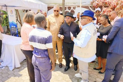 Remise officielle de l'assistance humanitaire aux familles des victimes de bombardement du M23 à Mugunga