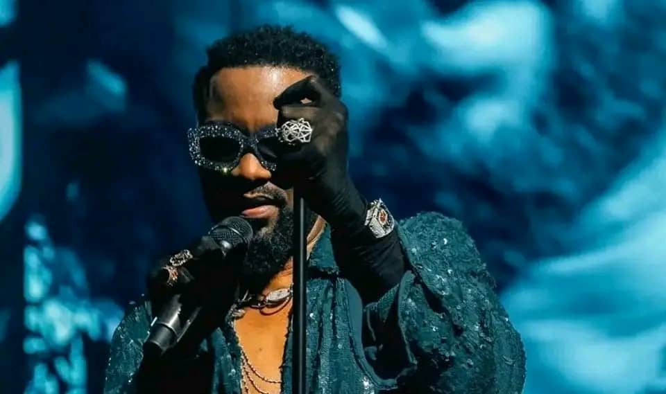 Débats enflammés autour du concert de Fally Ipupa, le gouvernement intervient