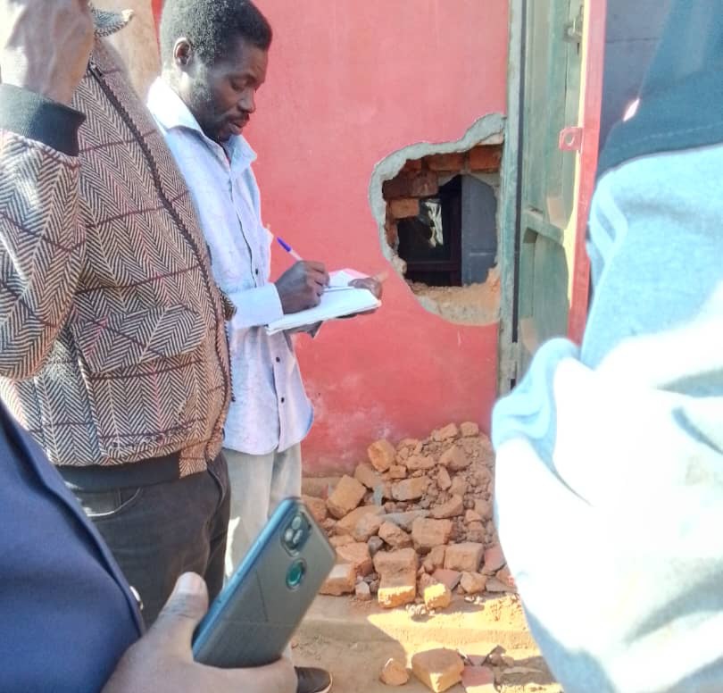 Encore une boutique dévalisée par des bandits au rond point Rughenda Marché