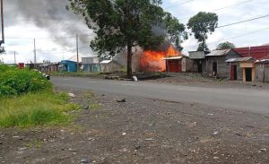 Le conseil local de la jeunesse de Kamuhoronza exige une enquête après l'incendie d'une vingtaine de maisons à Sake