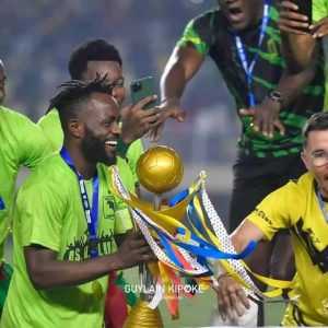 Transfert : Départ Officiel du Défenseur Congolais Issama Mpeko de l'AS Vita Club Départ Officiel du Défenseur Congolais Issama Mpeko de l'AS Vita Club