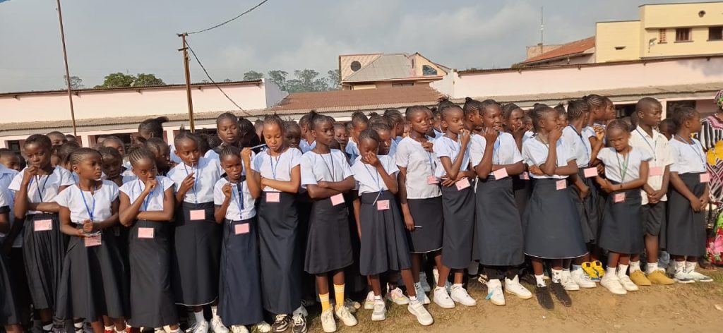 Plus de 150 000 Candidats Passent l'ENAFEP Malgré la Tension Sécuritaire