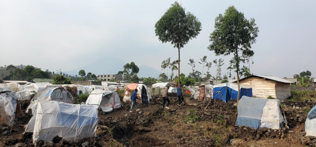 Un particulier finance des petits projets entrepreneuriaux pour booster l'économie des femmes déplacées au camp de Bulengo