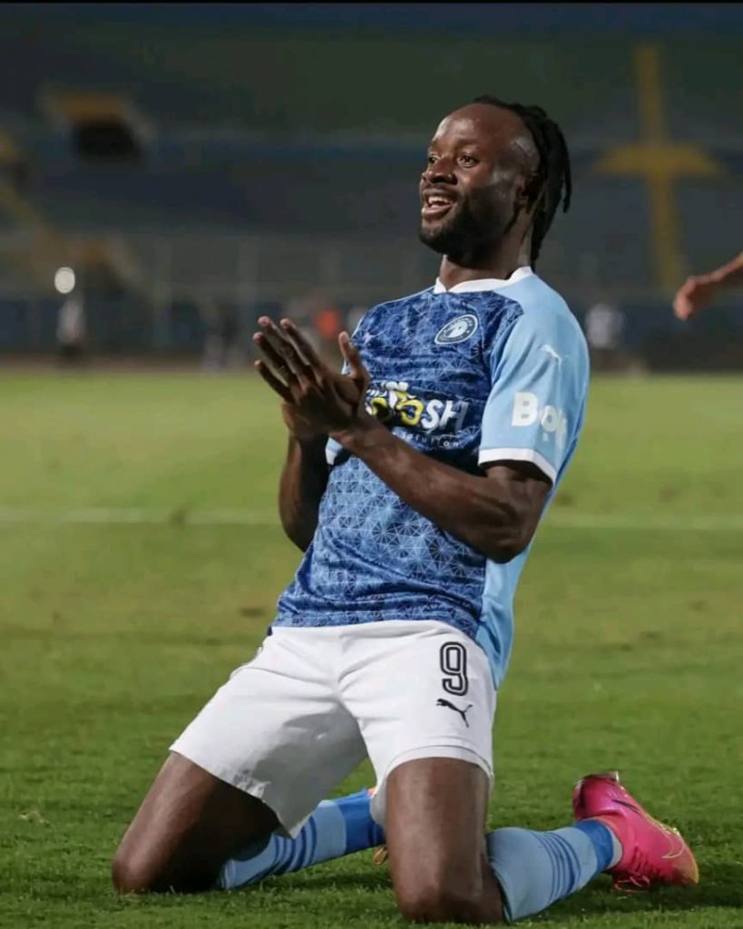 Fiston Mayele propulse Pyramids FC vers la victoire