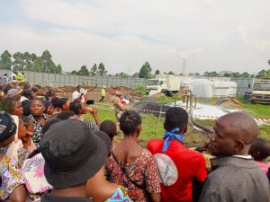 Nyiragongo : L'eau coule enfin grâce au forage du CICR en partenariat avec le gouvernement congolais L'eau coule enfin grâce au forage du CICR en partenariat avec le gouvernement congolais