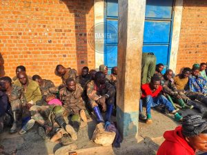 Audience en cours des militaires ayant abandonné leur ligne de front dans le cadre de la guerre contre le M23 à Lubero