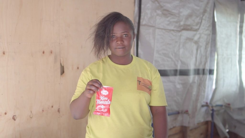 Dorcas Mukata est la Directrice Générale de l'Établissement Tujitegemeye, spécialisé dans l'agroalimentaire