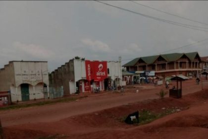 Un jeune homme blessé par balle lors d’un cambriolage à Mambasa