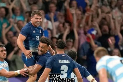 La France affronte l'Afrique du Sud pour un choc du dernier carré en rugby