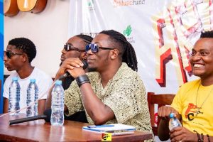 Semaine des Arts du Foyer Culturel de Goma : L'artiste international RJ Kaniera promet d' assister les déplacés de guerre L'artiste international RJ Kaniera promet d' assister les déplacés de guerre