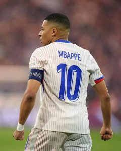 Real Madrid : La date de la présentation de Kylian Mbappé déjà connue La date de la présentation de Kylian Mbappé déjà connue